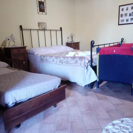Cosy House In San Vitale With Mountain View