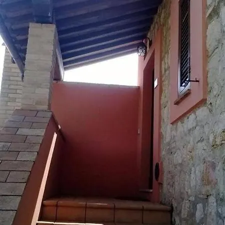 Cosy House In San Vitale With Mountain View