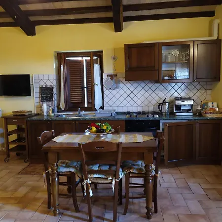 Cosy House In San Vitale With Mountain View
